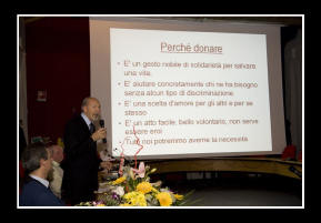 Il dottor Pollini spiega il valore della donazione
